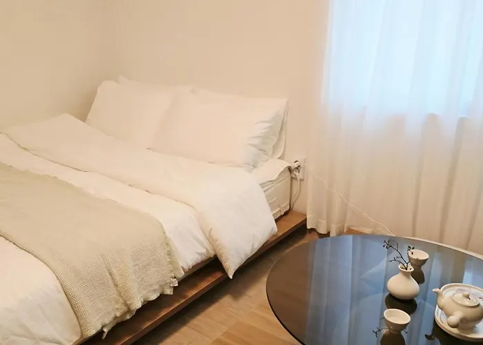 Ferienhaus New Open Private 2f In 3min To Mapo Station *